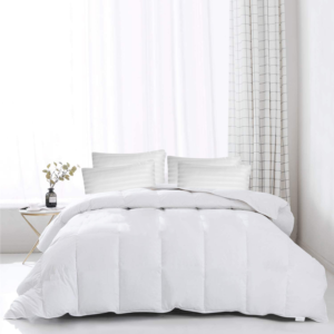 4.5 TOG HOLLOW FIBER SUMMER QUILT/DUVET with 4 Pillows